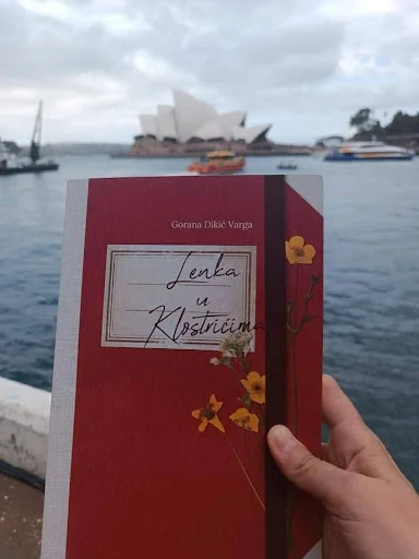 knjiga-pozadina-opera-u-sidneju